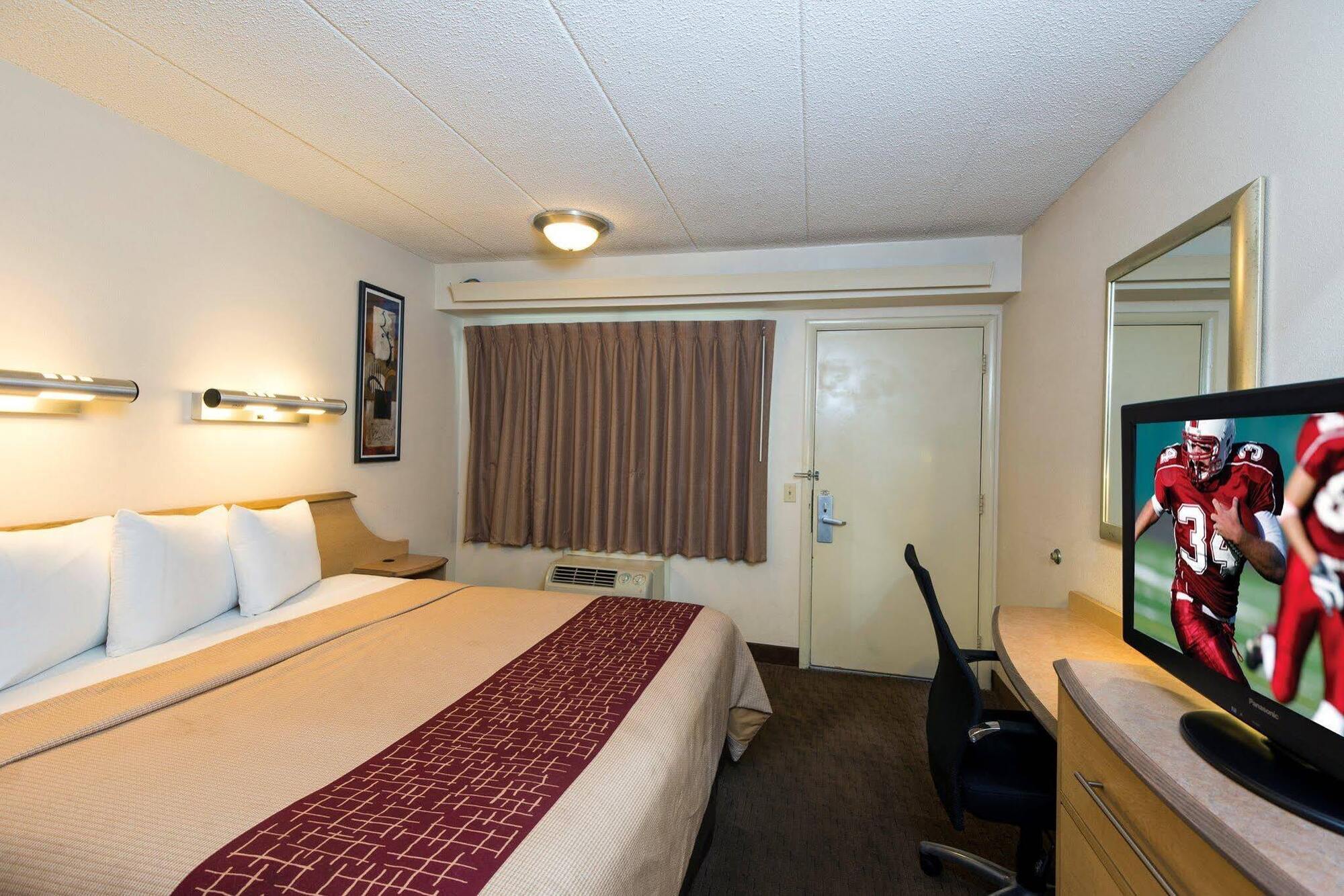 Red Roof Inn Dayton - Fairborn/Nutter Center Exterior photo